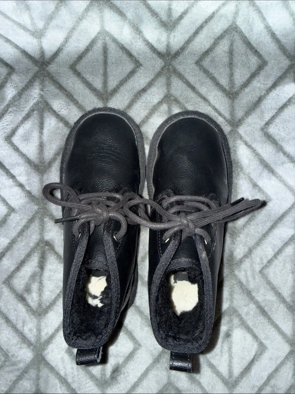 UGG Kids Black Leather Lace-Up Ankle Boots